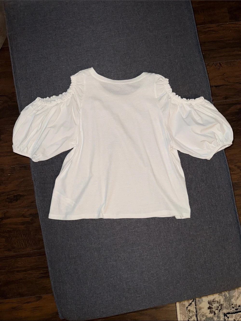 Zara White Puff Sleeve Cold Shoulder Tee